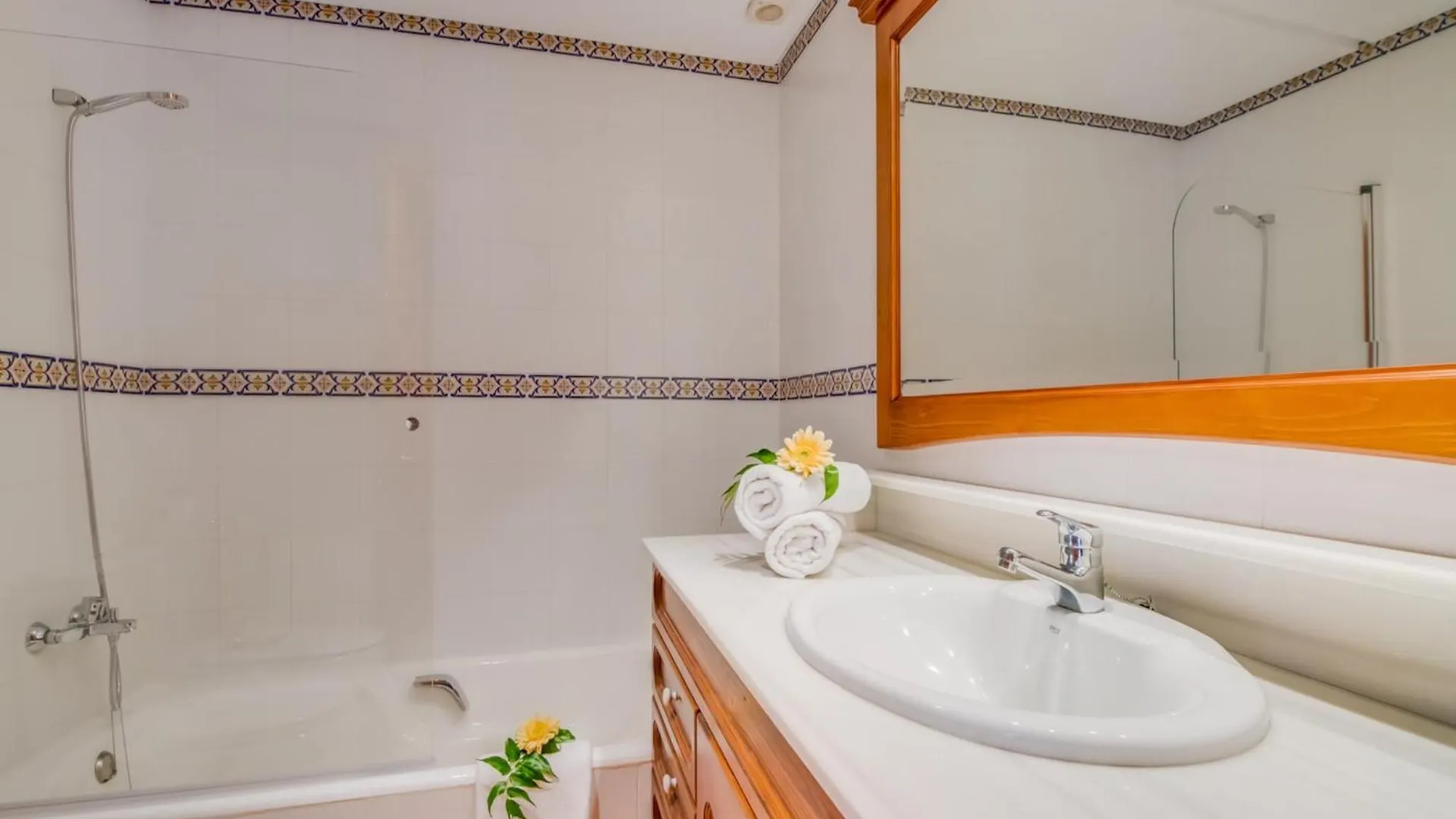 Charming Holiday Finca In Muro Spanien
